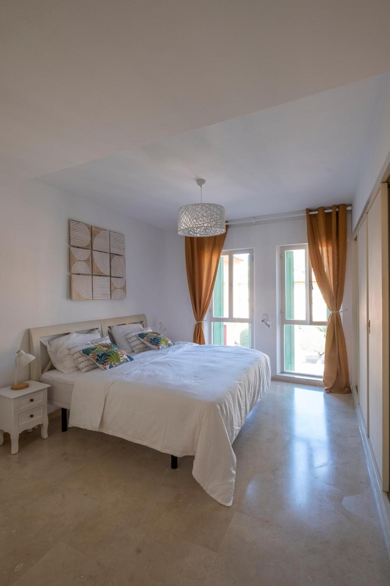 סן רוקה Apartment Sotogrande מראה חיצוני תמונה
