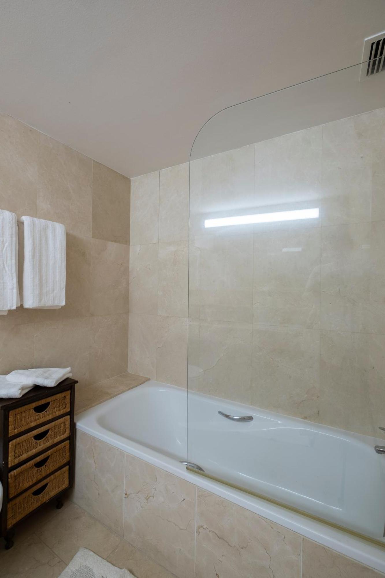 סן רוקה Apartment Sotogrande מראה חיצוני תמונה